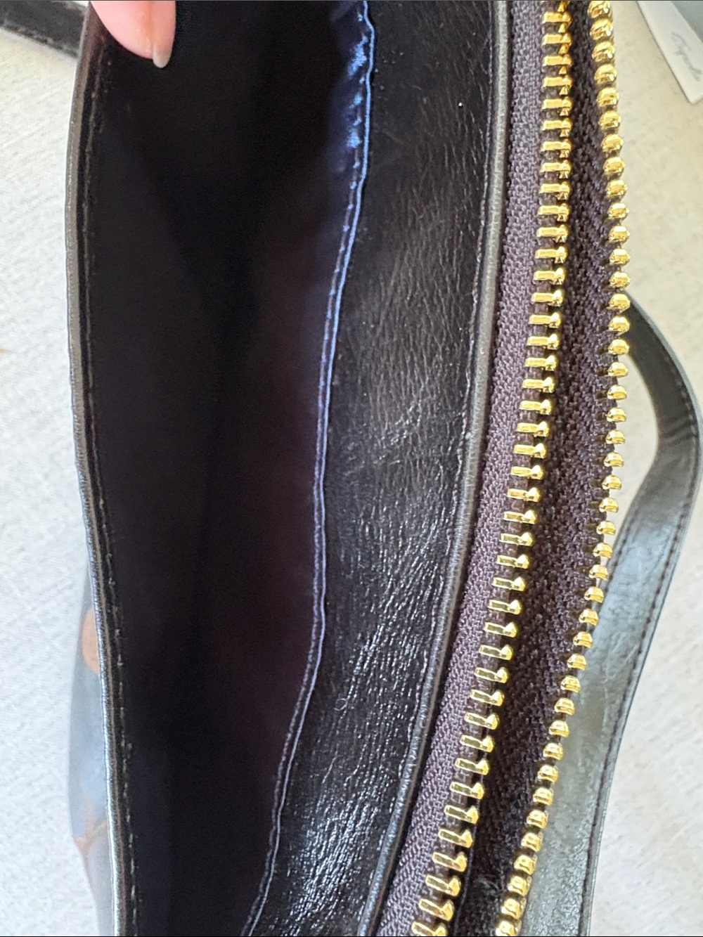 Tignanello Black Leather Celestial Star Moon Crossbody Bag - Picture 8 of 12